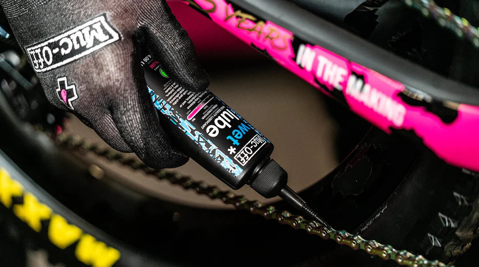 Muc-Off Bio Wet Bike Chain Lube Bicycle Lubricants Eco-Friendly Wet-Condition Formula