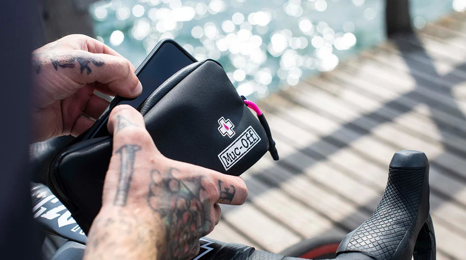 Muc-Off Rainproof Waterproof Essentials Case Lifestyle Packing Organizers