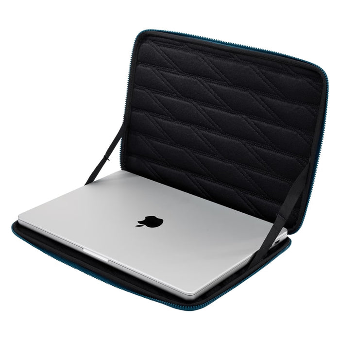 Thule Gauntlet MacBook® Sleeve 16" Blue