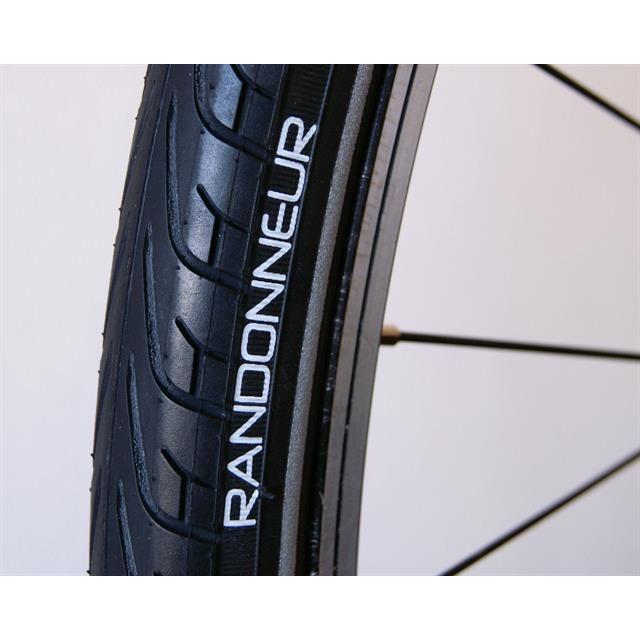 Vittoria e-Randonneur Tire - 700 x 40 Clincher Wire Black/Reflective G2.0