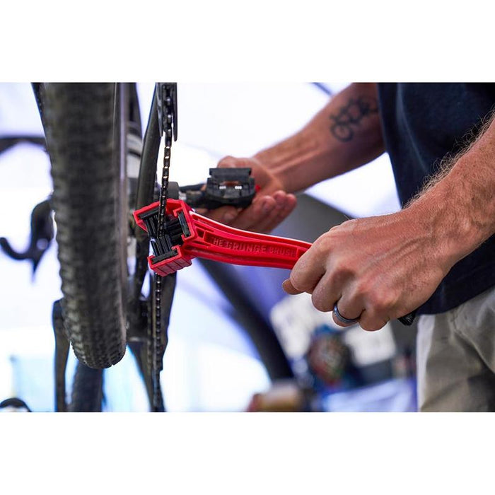 Finish Line Grunge Brush Chain and Gear Cleaning Tool