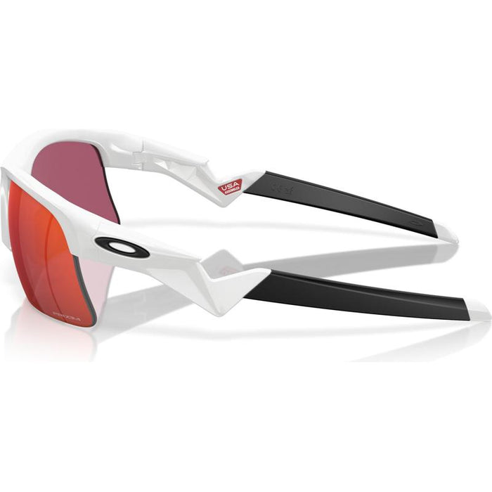 Oakley Capacitor (Youth Fit)  Lifestyle Sunglasses
