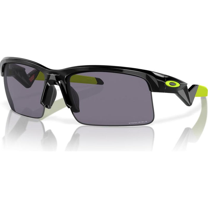 Oakley Capacitor (Youth Fit)  Lifestyle Sunglasses