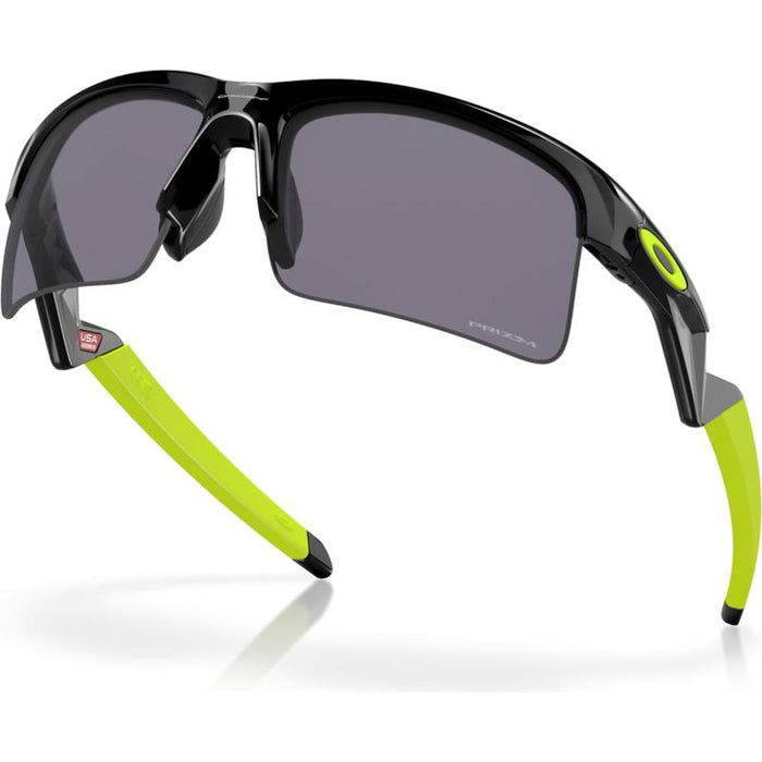 Oakley Capacitor (Youth Fit)  Lifestyle Sunglasses