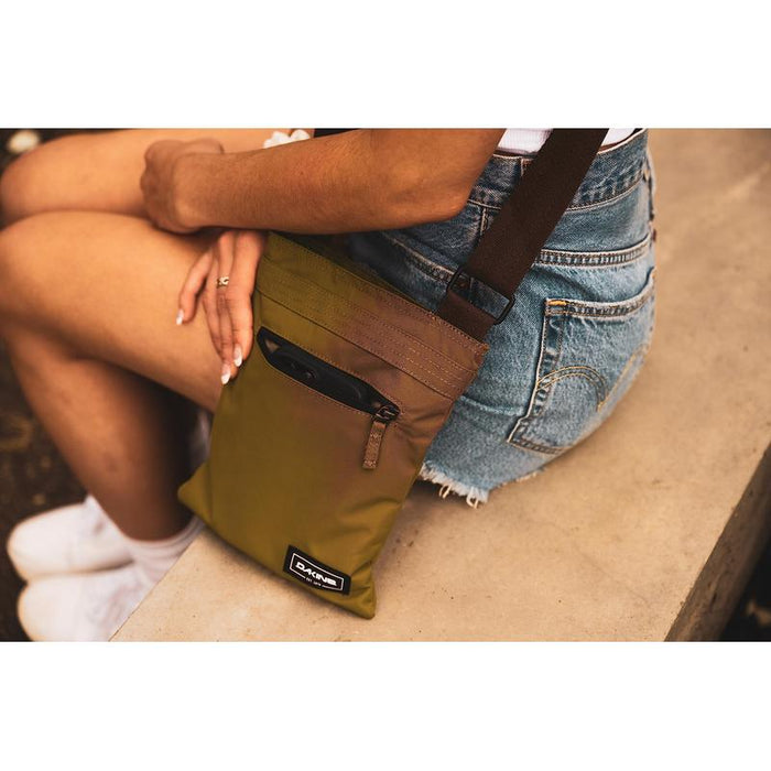 Dakine Jive Lifestyle Crossbody & Totes
