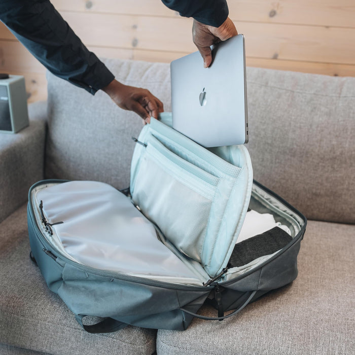 Thule Aion Duffel Bag Lifestyle Duffel Bags