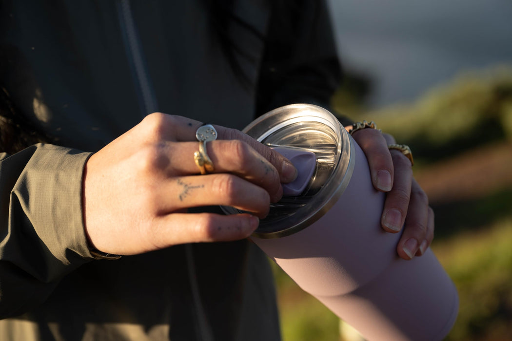 CamelBak Thrive Tumbler Vss 30Oz Camping Mugs