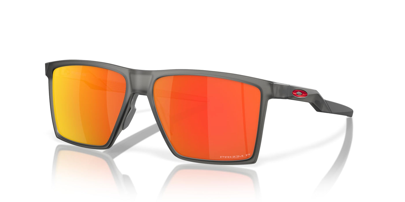 Oakley Futurity Sun Satin Grey Smoke/PRIZM Ruby Polarized