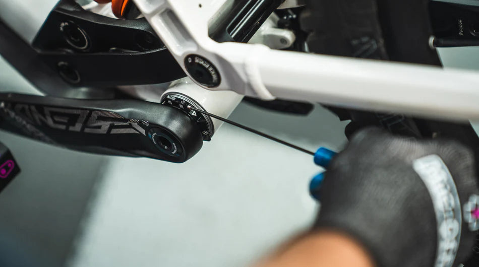 Muc-Off Crank Preload Ring Black Bicycle Crank Arm Tools Bicycle Crank Arm Tools