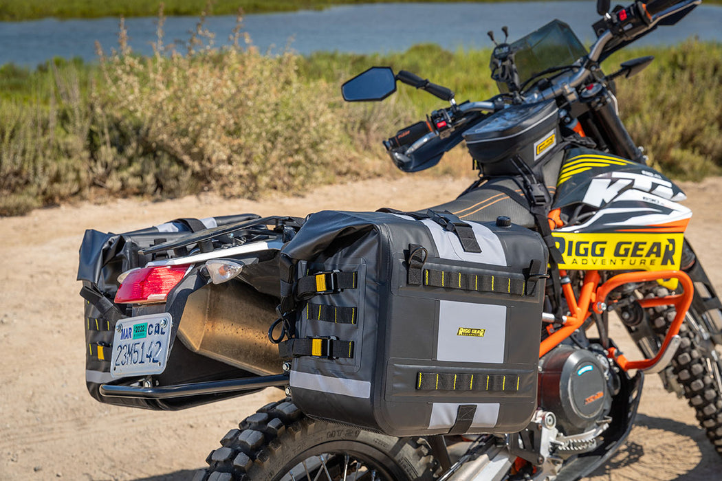 NELSON-RIGG Hurricane Saddlebags Motorcycle Luggage