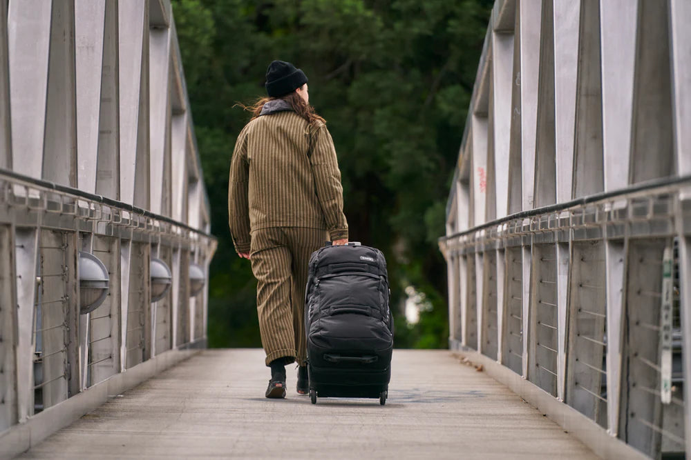 Dakine Split Roller Bag Lifestyle Luggage