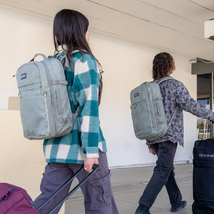 Dakine Split Adventure 28L Lifestyle Backpacks