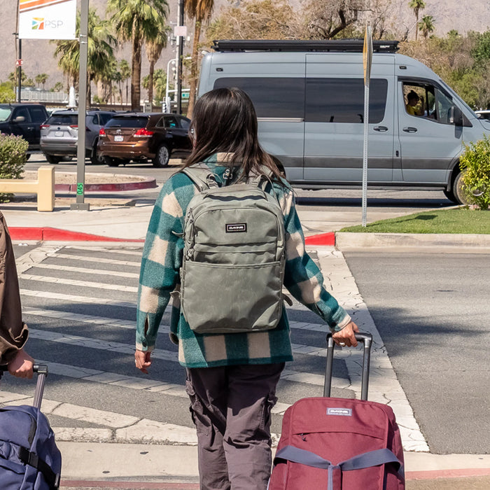 Dakine Split Adventure 28L Lifestyle Backpacks