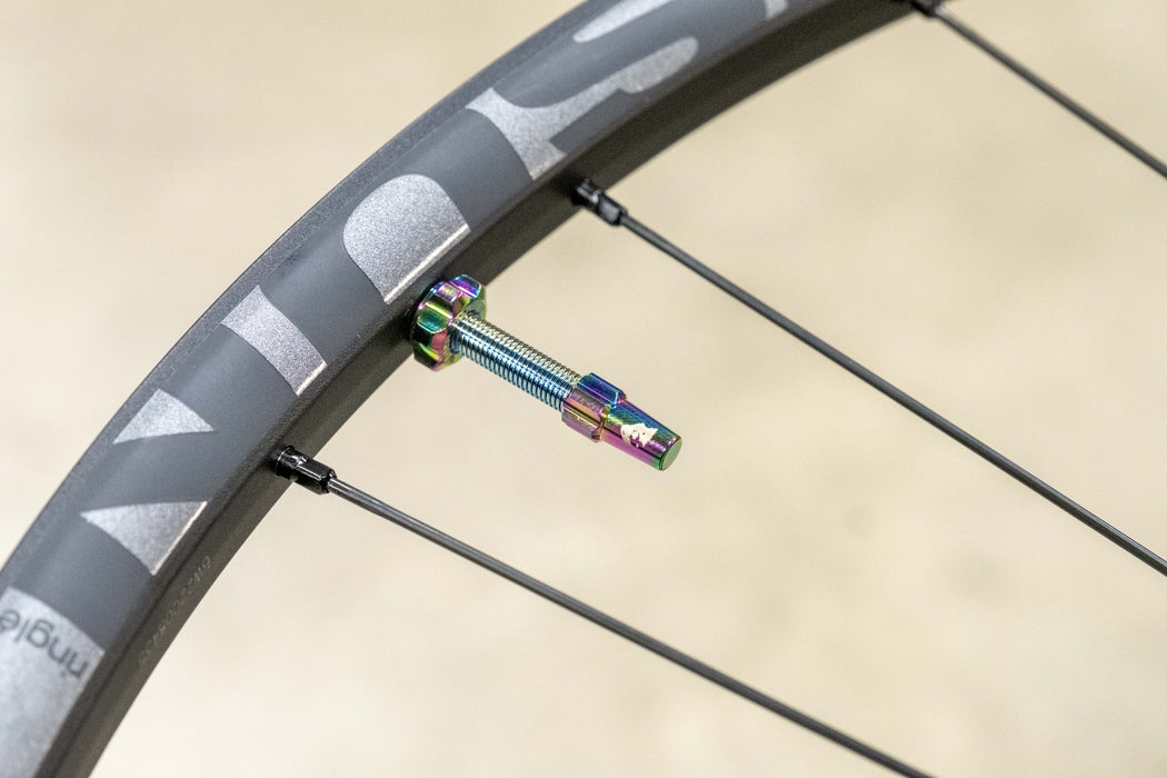 Wolf Tooth Tubeless Presta Bicycle Tire Valves Stem Kit