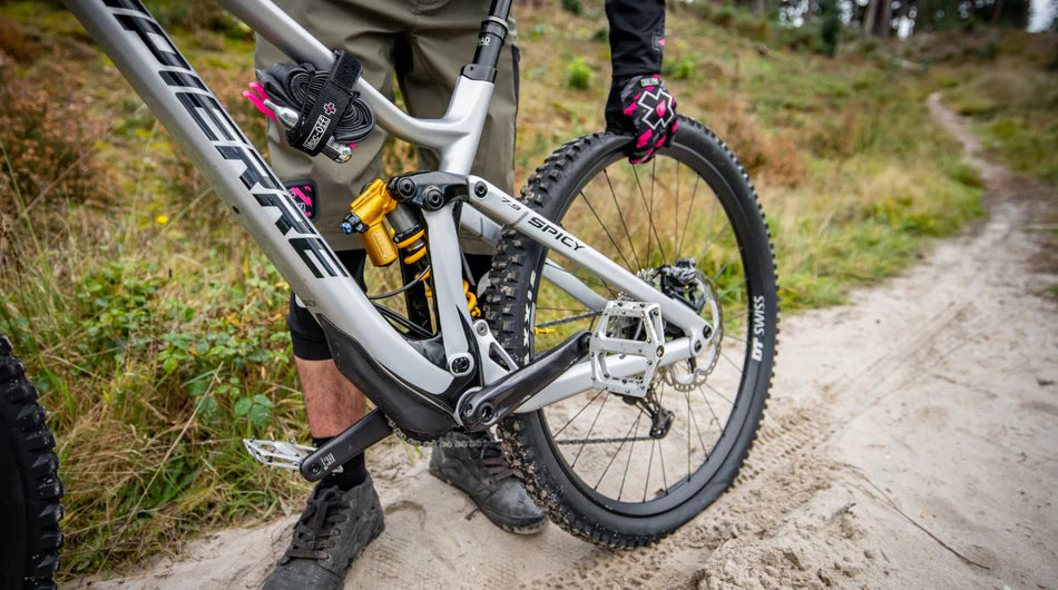 Muc-Off Cargo Bag and Frame Strap Waterproof Black Bicycle Rack Straps