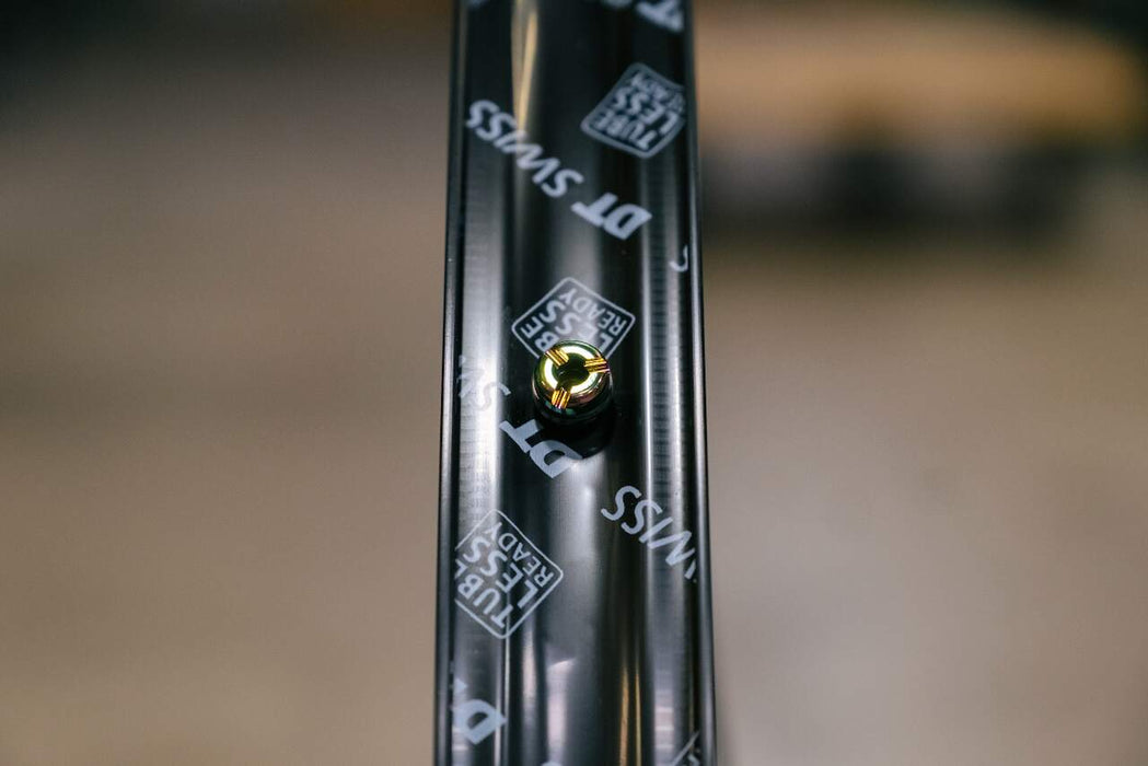 Wolf Tooth Tubeless Presta Bicycle Tire Valves Stem Kit