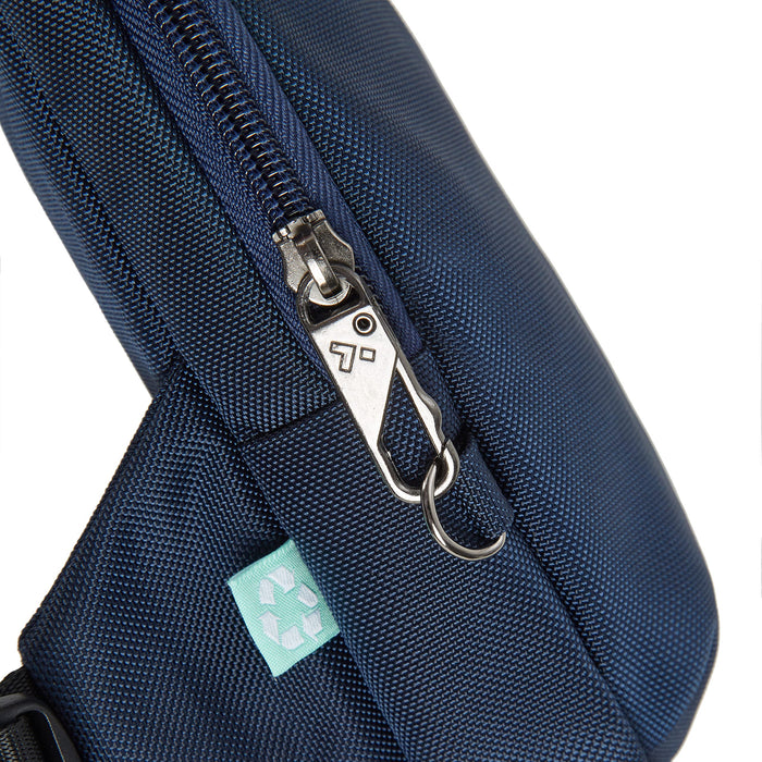 Travelon AT Greenlander Cmpct Sling Galaxy Blue