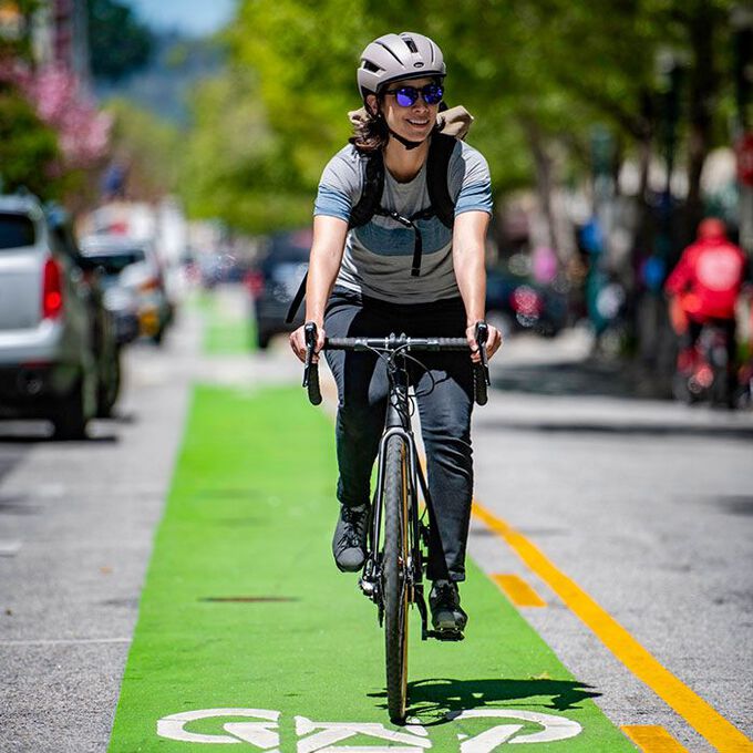 Bell Bike Daily LED MIPS Bicycle Helmets