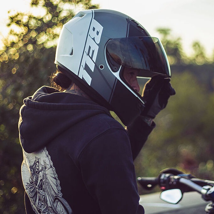 Bell Powersports Qualifier Motorcycle Helmets — Movatik