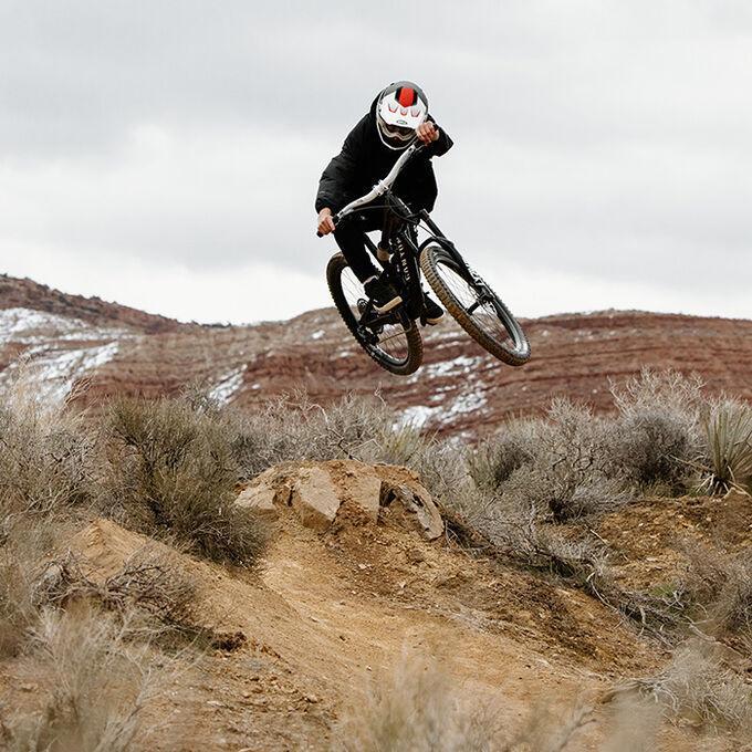 Bell Bike Sanction 2 DLX MIPS Bicycle Helmets