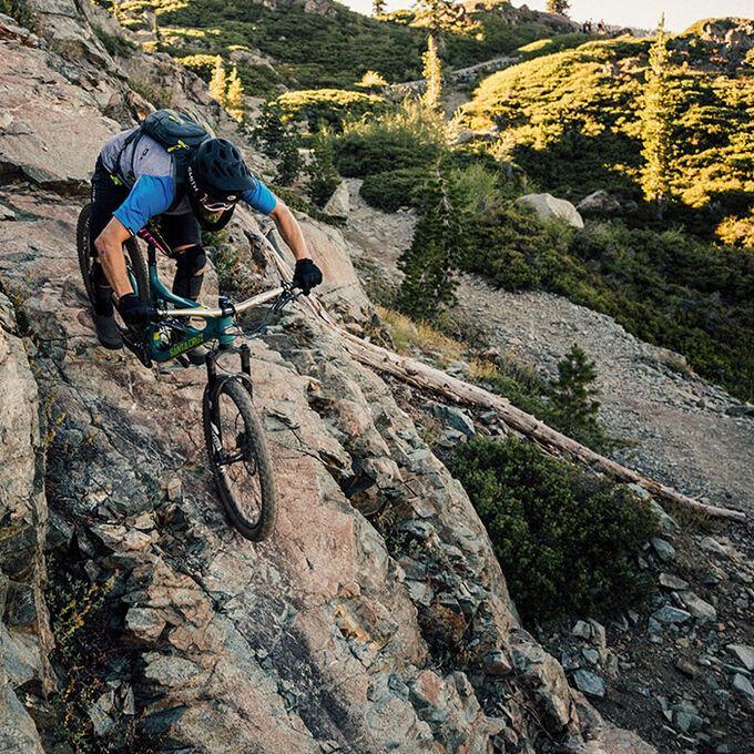 Bell Bike Super 3R MIPS Bicycle Helmets