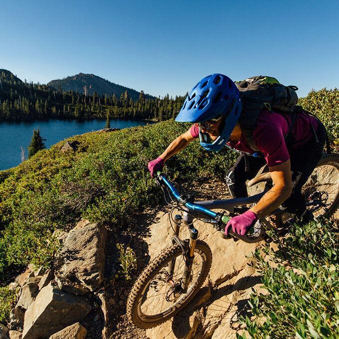 Bell Bike Super 3R MIPS Bicycle Helmets