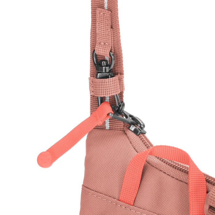 Pacsafe Go Tech Crossbody Rose