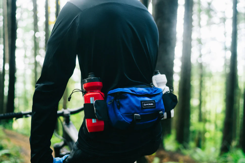Dakine Hot Laps Hip Pack 2L Bicycle Hip Packs