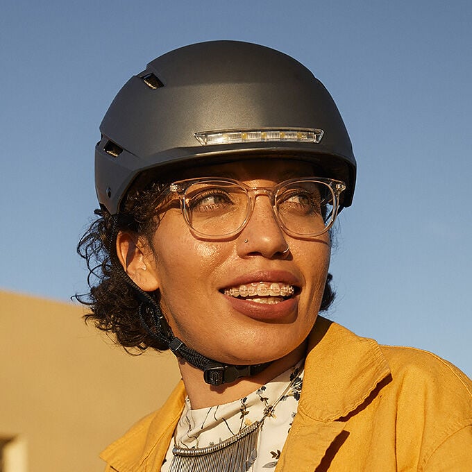 Giro Escape MIPS Bicycle Helmets