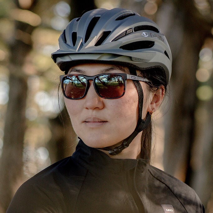 Giro Register MIPS Bicycle Helmets