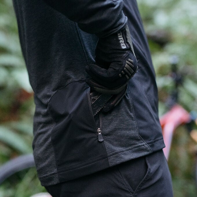 Giro Roust LS Wind Mens Bicycle Jerseys