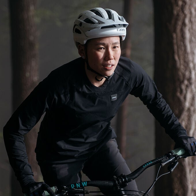 Giro Roust LS Wind Womens Bicycle Jerseys