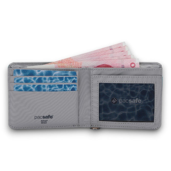 Pacsafe RFIDsafe Bifold Lifestyle Wallets