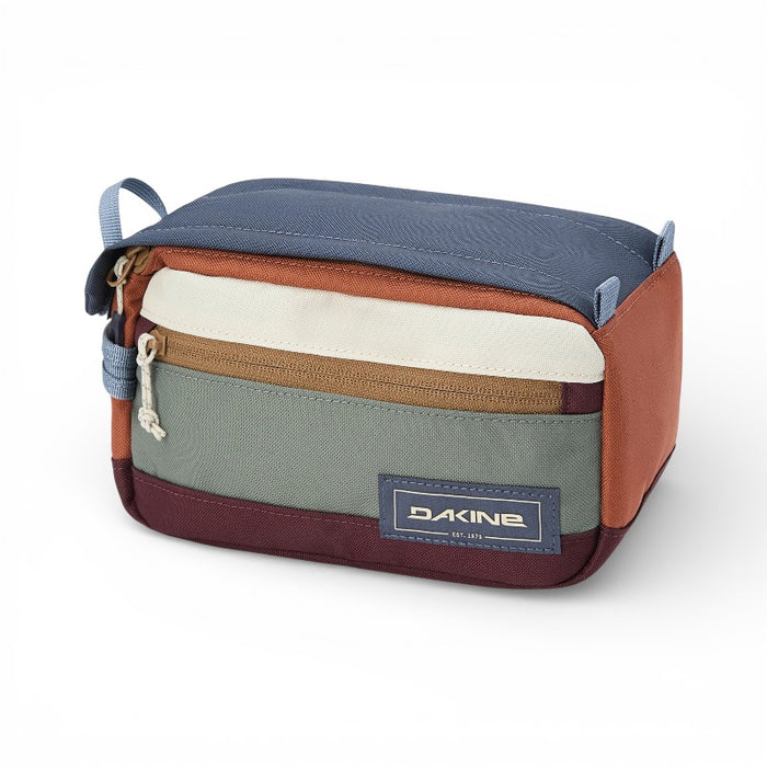 Dakine Groomer Travel Kit Lifestyle Packing Organizers