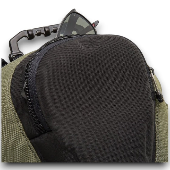 Oakley Kitchen Sink Lifestyle Backpacks