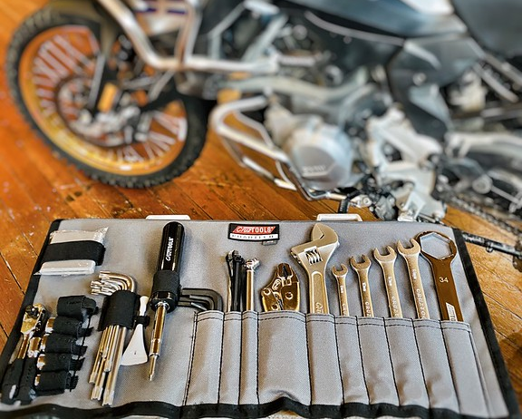 CRUZ TOOLS Roadtech B2 For Bmw Motorcycle Tools