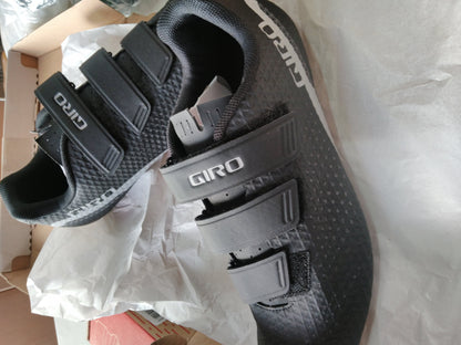 Giro Stylus Road Shoes - Black - Size 45 - Condition: USED